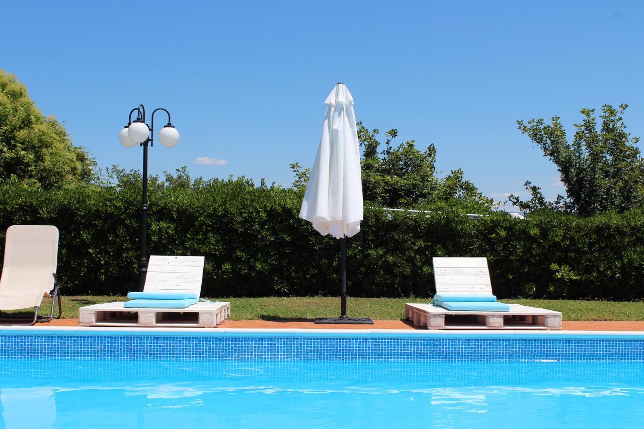 Poggio Paradiso Apartments Mengara Ngoại thất bức ảnh